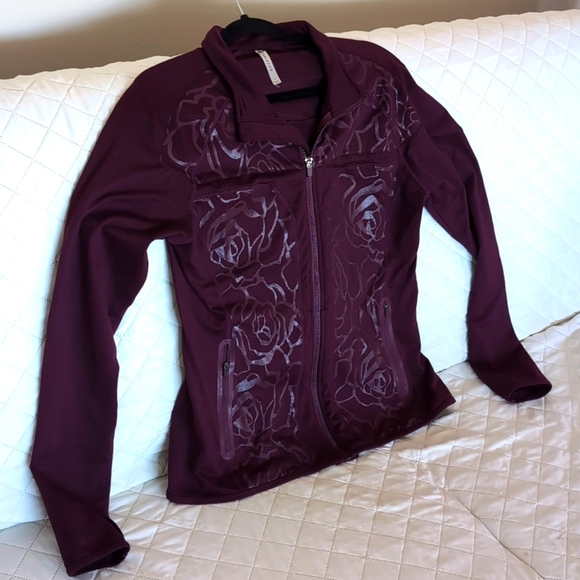Fabletics Woman's JOJO Athletic Burgundy Rose Jacket,Size L. - Picture 1 of 11